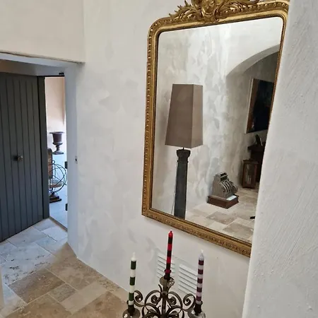 La Maison De Livia, Gite, Et Table D'hotes, Entre Uzes Et Nimes