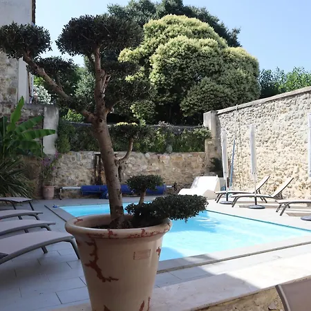 La Maison De Livia, Gite, Et Table D'hotes, Entre Uzes Et Nimes Pensjonat