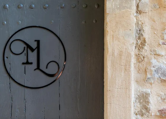 Maison d'hôtes La Maison De Livia, Et Table D'hôtes 3*