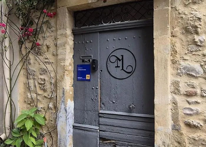 Maison d'hôtes La Maison De Livia, Et Table D'hôtes 3*